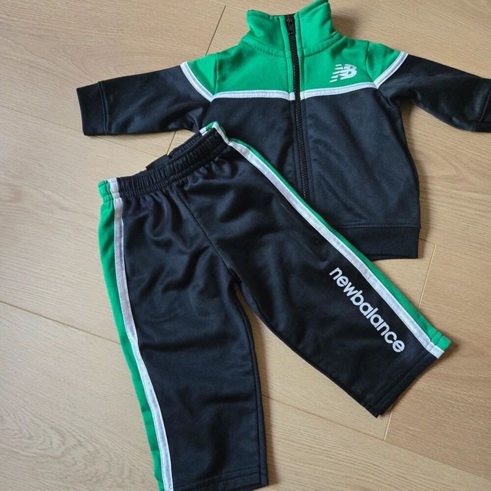 New Balance Tracksuit set Boys 6-9 months